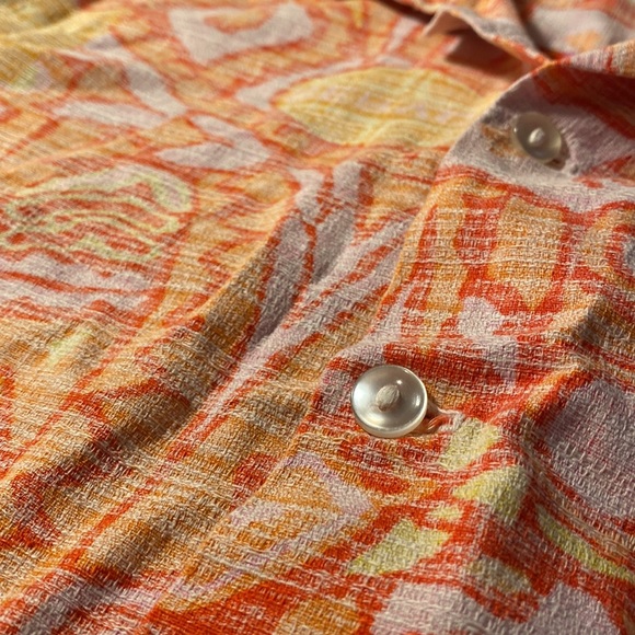 Hawaiian Shirt - Picture 4 of 5